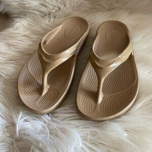 Oofos Flip Flops Tan